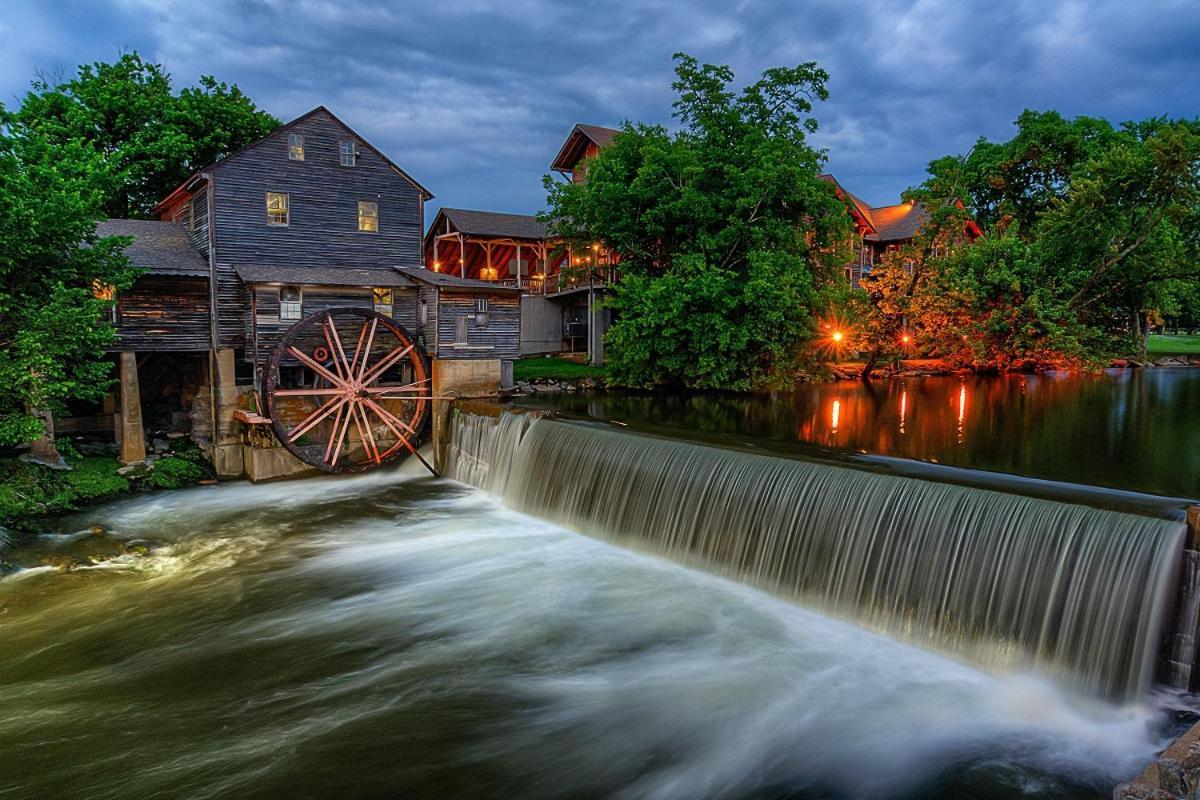 Hidden Memories, Hot Tub, 1089 Of Free Attraction Tickets For Each Paid Day, Dollywood And More Gatlinburg Exterior photo